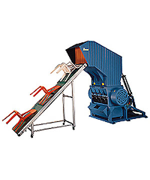 Plastic chair crusher of A-1000 with conveyor