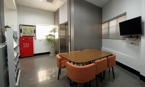 1F Conference Room